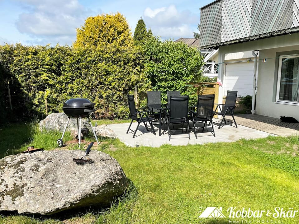 Patio, Garden, Garden view