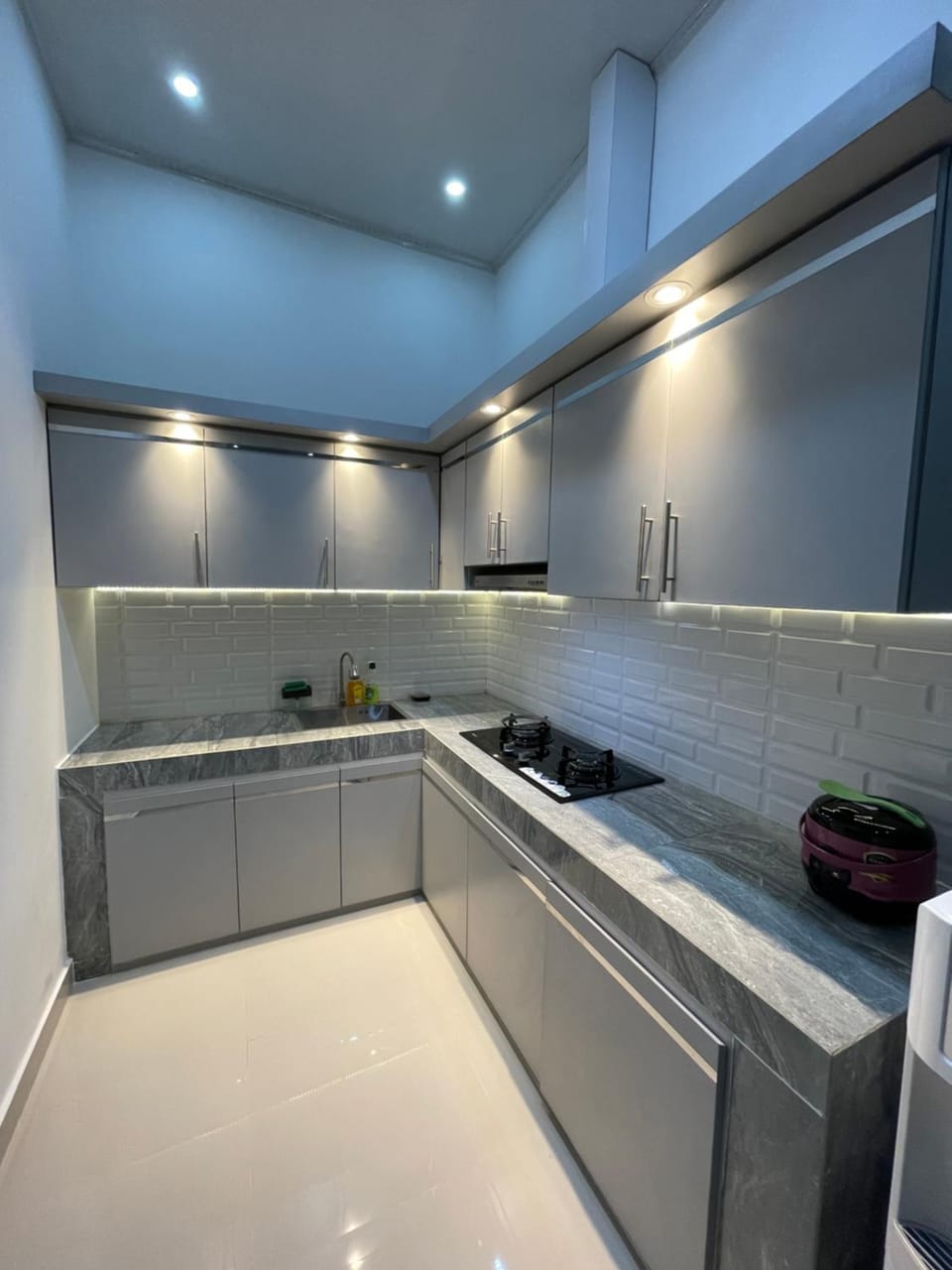 Kitchen or kitchenette, Kitchen or kitchenette, stove