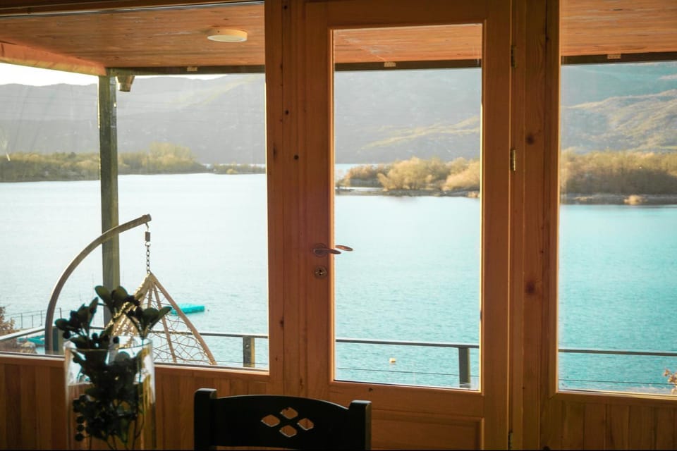 Day, Natural landscape, Activities, Lake view, Mountain view