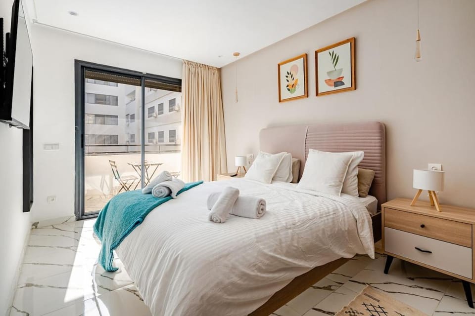 Cozy Studio Parking IPTV AC & near Train Stations Apartment in Casablanca