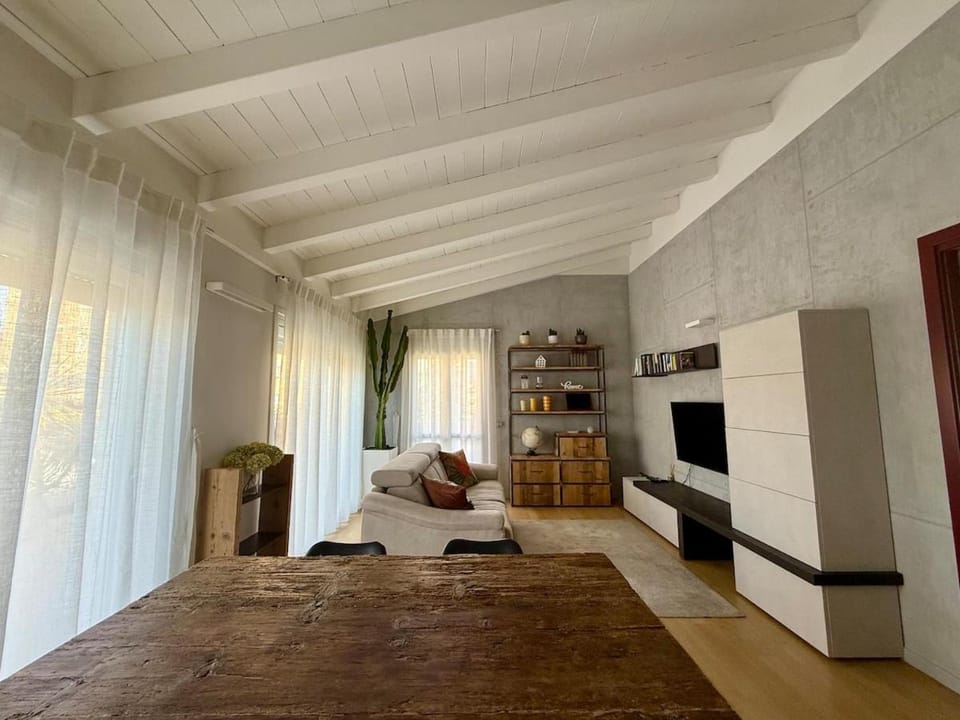 Le Terrazze 18 Apartment in Province of Brescia