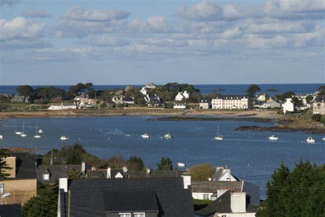 les Sablettes House in Plougasnou