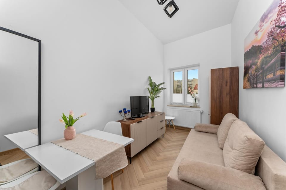 Communal lounge/ TV room, Living room, Seating area