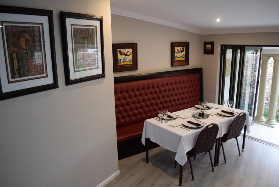 Restaurant/places to eat, Lunch, Dinner