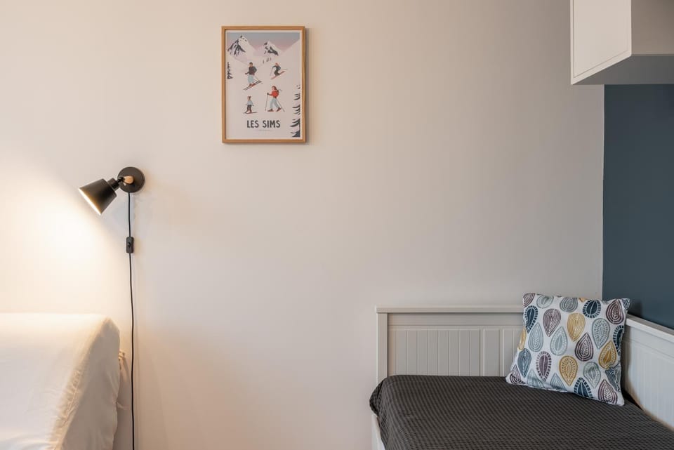 Living room, Bedroom