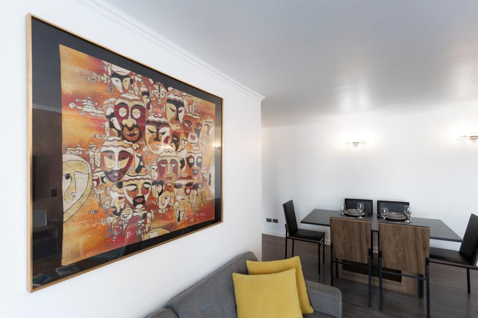Living room, Decorative detail, Dining area
