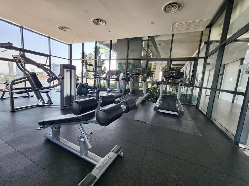 French Vintage Luxury 2BR Suites at Georgetown Apartment in George Town