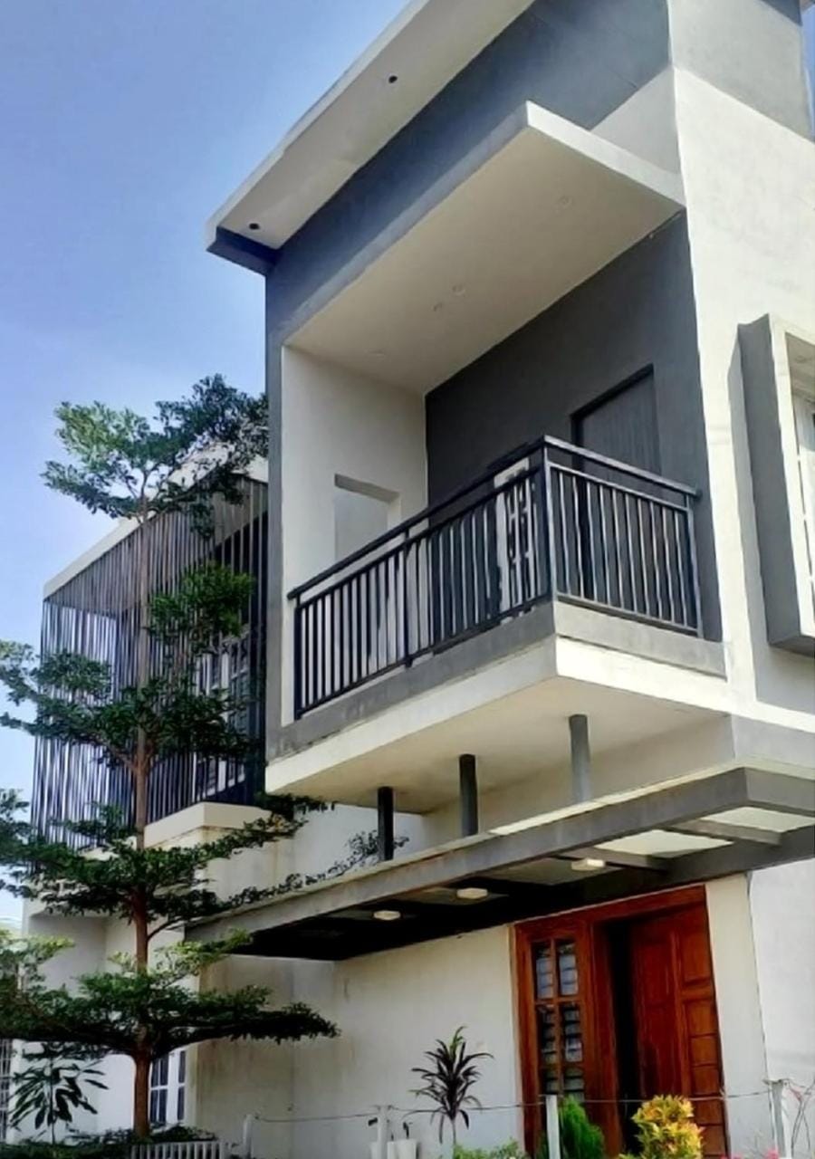 Property building, Balcony/Terrace