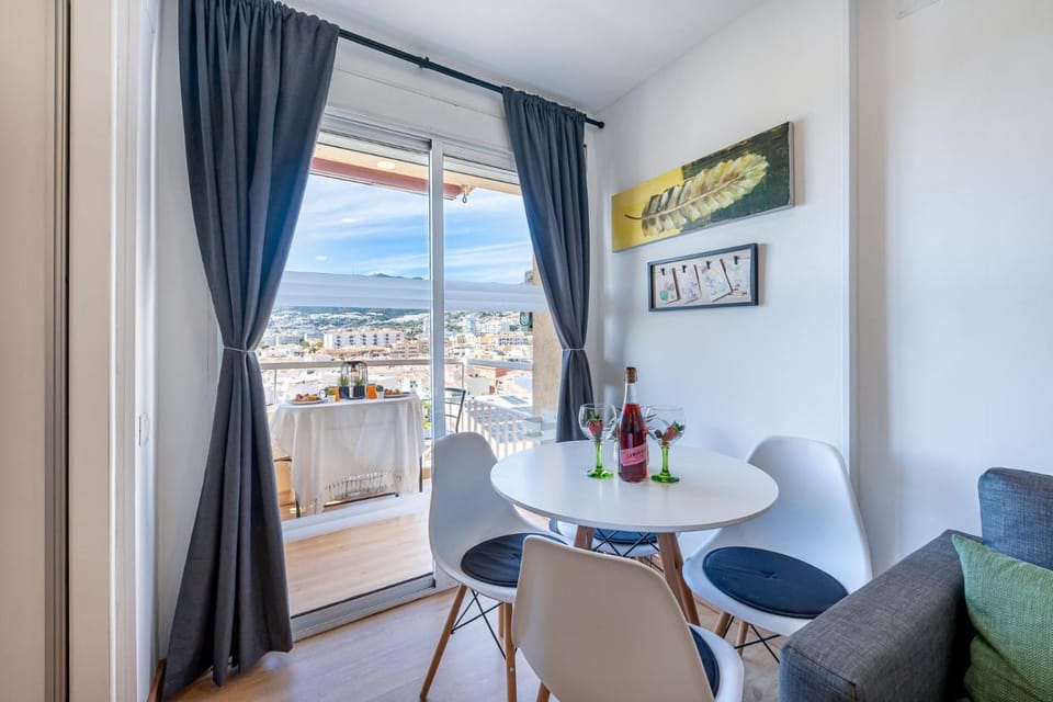 Balcony/Terrace, Dining area
