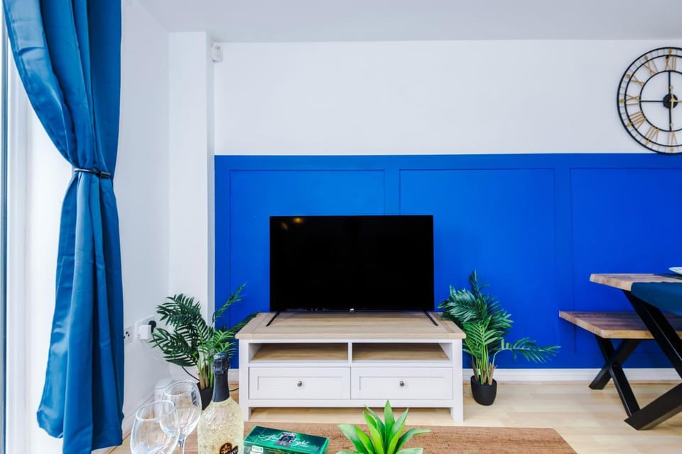 TV and multimedia, Living room