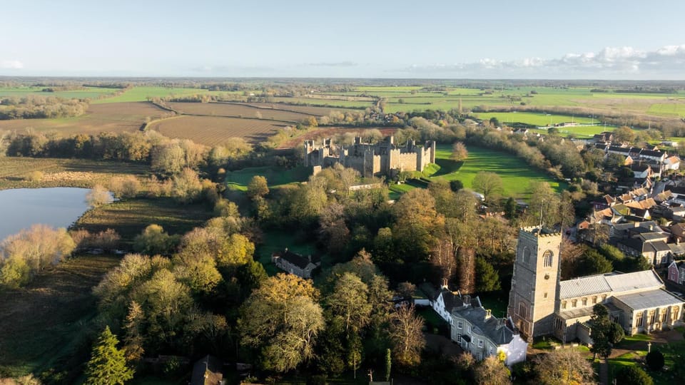 Nearby landmark, Natural landscape, Bird's eye view