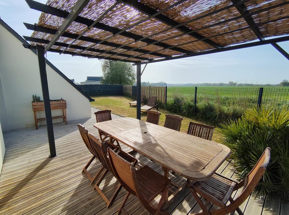 Patio, Natural landscape, Garden, Garden view