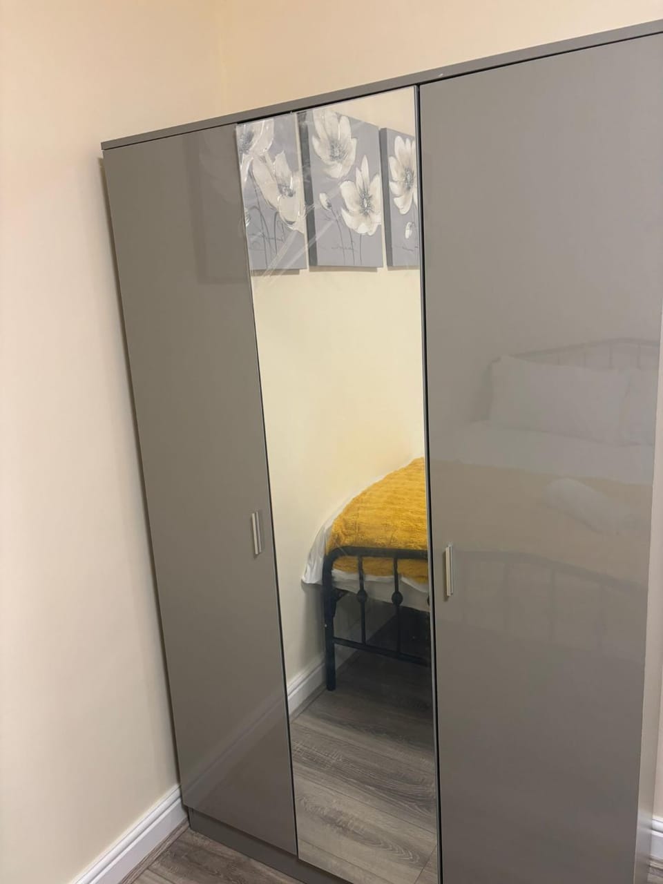 London Budget-Friendly Stay Bed and Breakfast in London