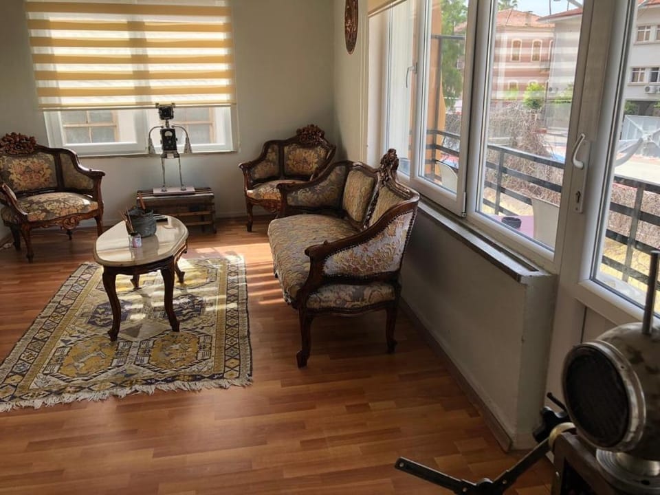ANTALYA MERKEZ KALEİÇİ MUHTEŞEM HARİKA BALKONLU daire Apartment in Antalya