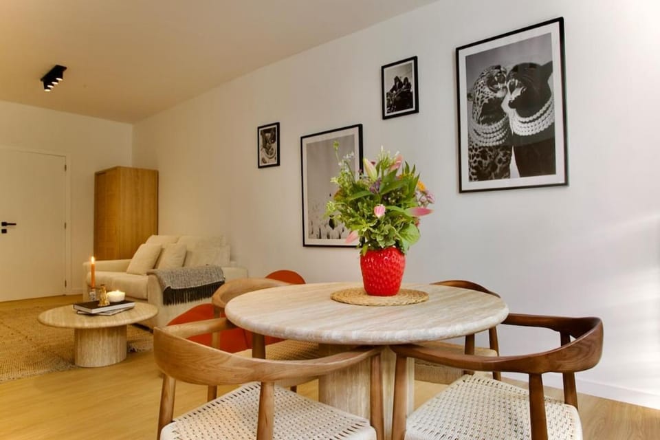 Hip apartment between South & Historic Antwerp Apartment in Antwerp