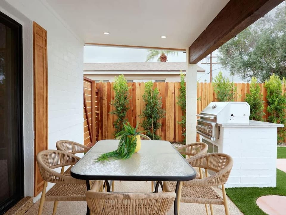 Aura - Private Pool & Spa - Minutes to Old Town House in Tempe