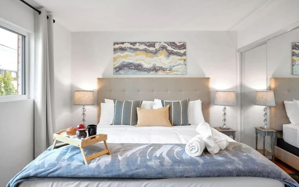 Aura - Private Pool & Spa - Minutes to Old Town House in Tempe