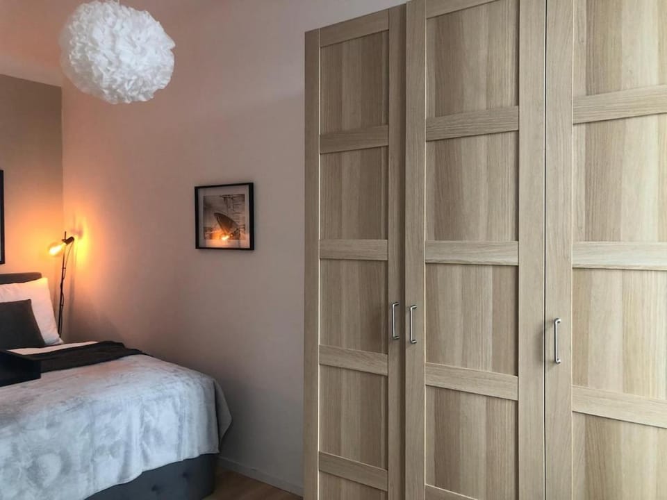 Bed, Bedroom, wardrobe