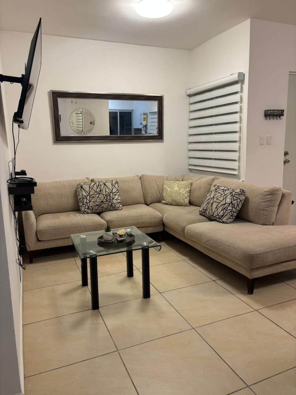 Communal lounge/ TV room, Living room