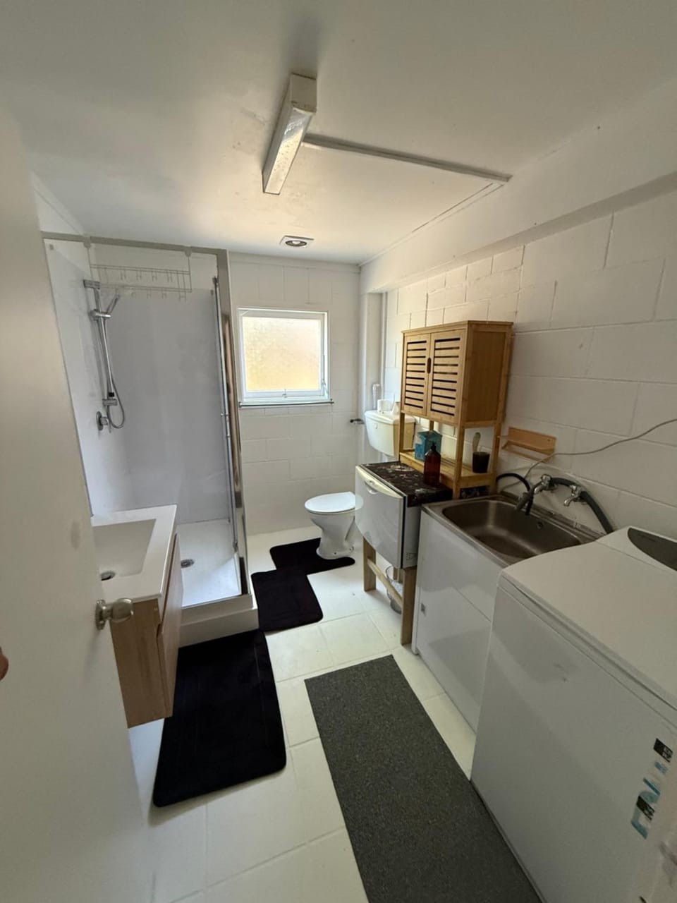 Private room with shared bathroom The Beach House Marina Bed and Breakfast in Auckland