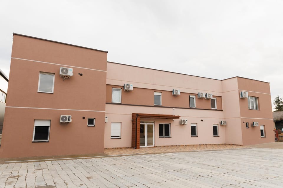 Property building, Day