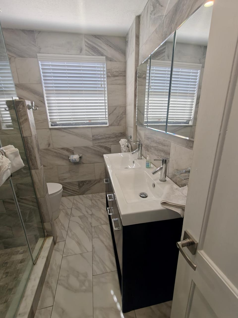 Modern Coastal Oasis 1-minute walk to Beach Apartment in Saint Pete Beach