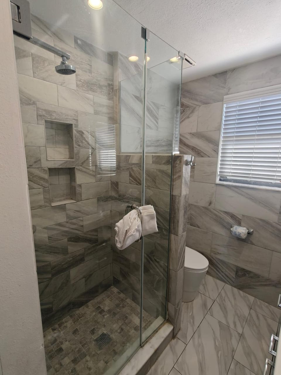 Modern Coastal Oasis 1-minute walk to Beach Apartment in Saint Pete Beach