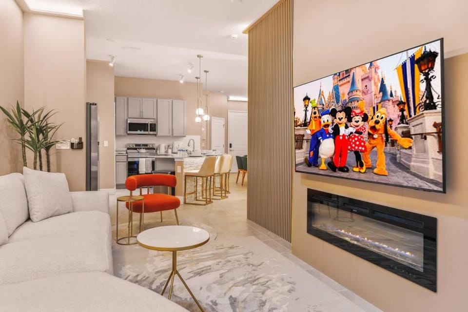Communal lounge/ TV room, Living room
