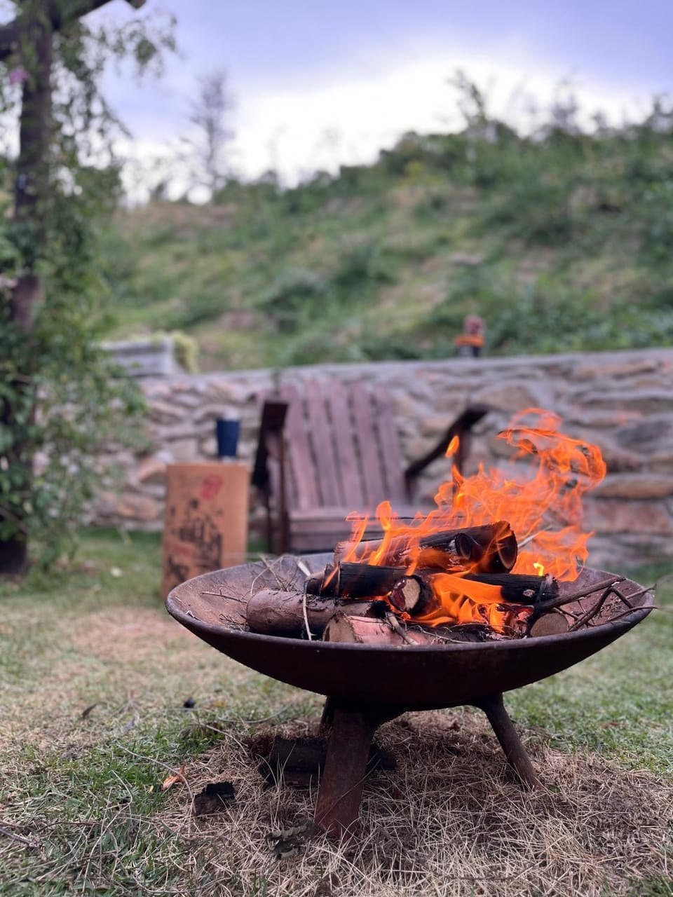 Chalé romântico com hidro, lareira e churrasqueira na Serra Chalet in Serra Negra