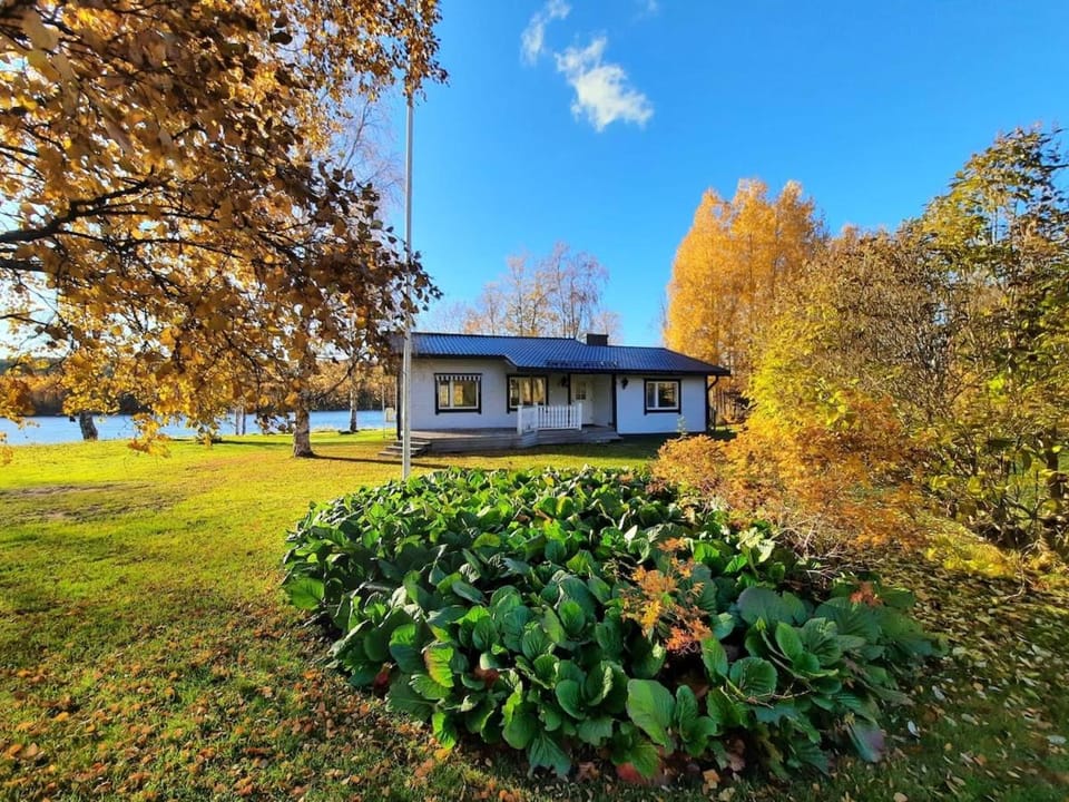 Property building, Day, Natural landscape, Garden view