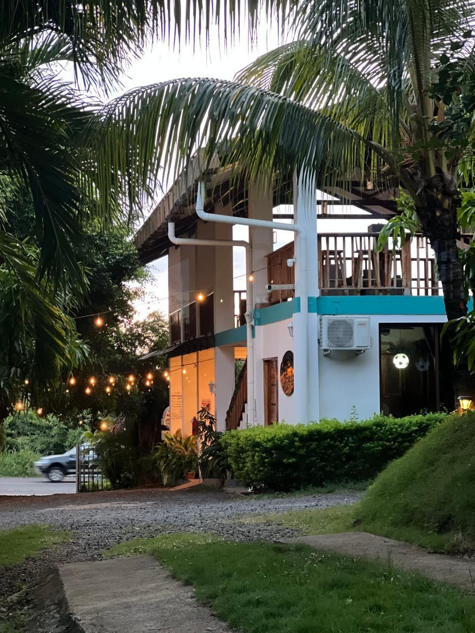 Property building, Restaurant/places to eat, Natural landscape, Sea view, Breakfast