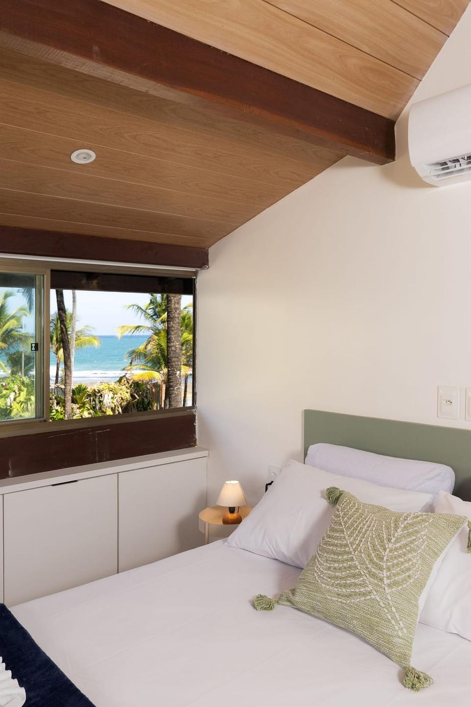 Bedroom, Sea view