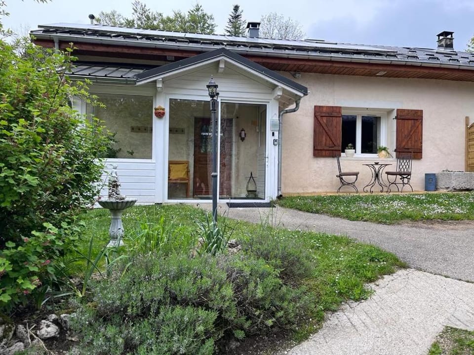 L'Ermitage of Meyriat House in Auvergne-Rhône-Alpes
