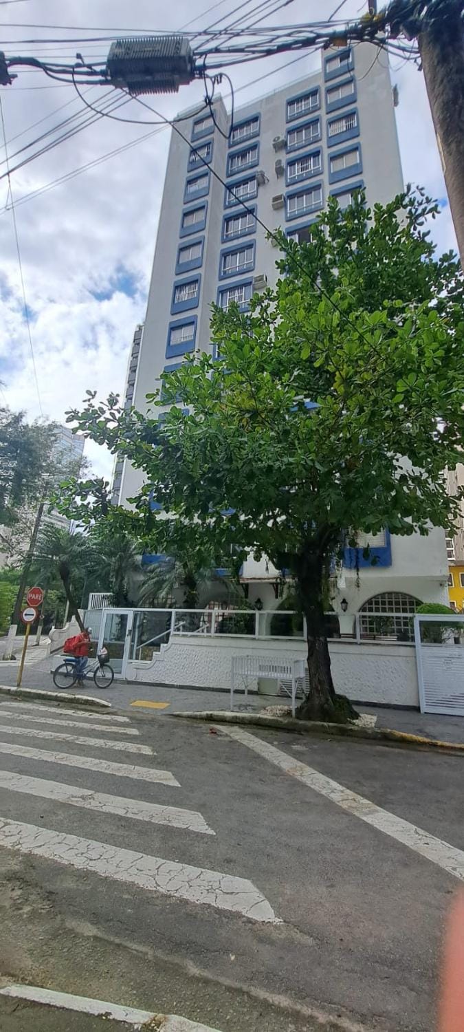 Apartamento a 150 metros da Praia de Pitangueiras Apartment in State of São Paulo