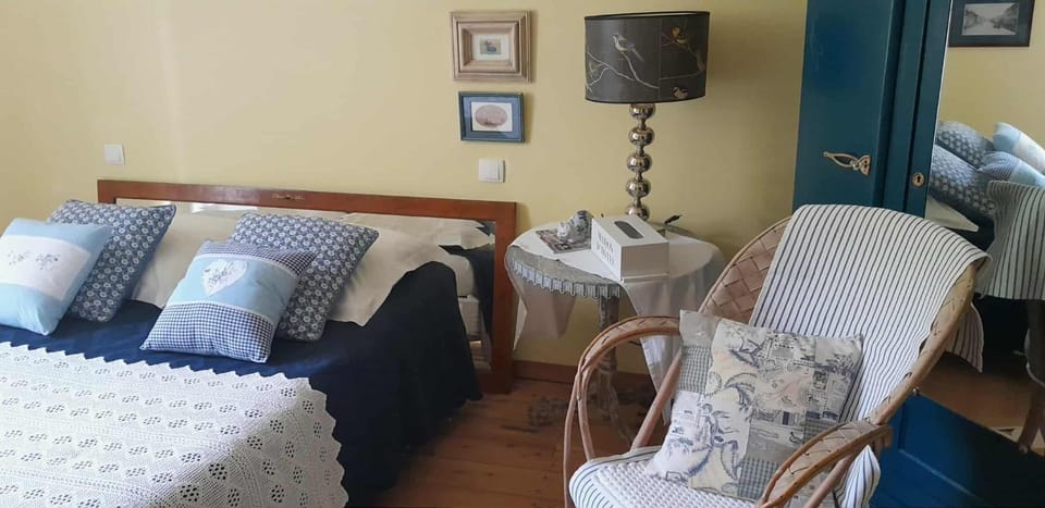 Chambre d'hôtes Le Devezou 12400 Saint Affrique Bed and Breakfast in Occitanie