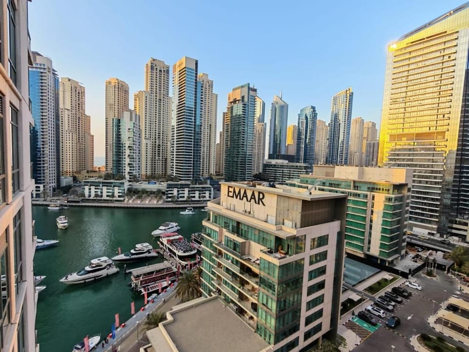 1 Bedroom in Dubai Marina Walk, Partial Water View Apartment in Dubai