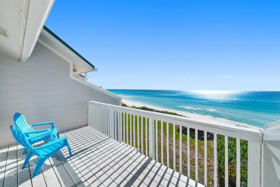 Seacrest 8 l Beachfront l Bike to Alys and Rosemary Beach House in Seacrest
