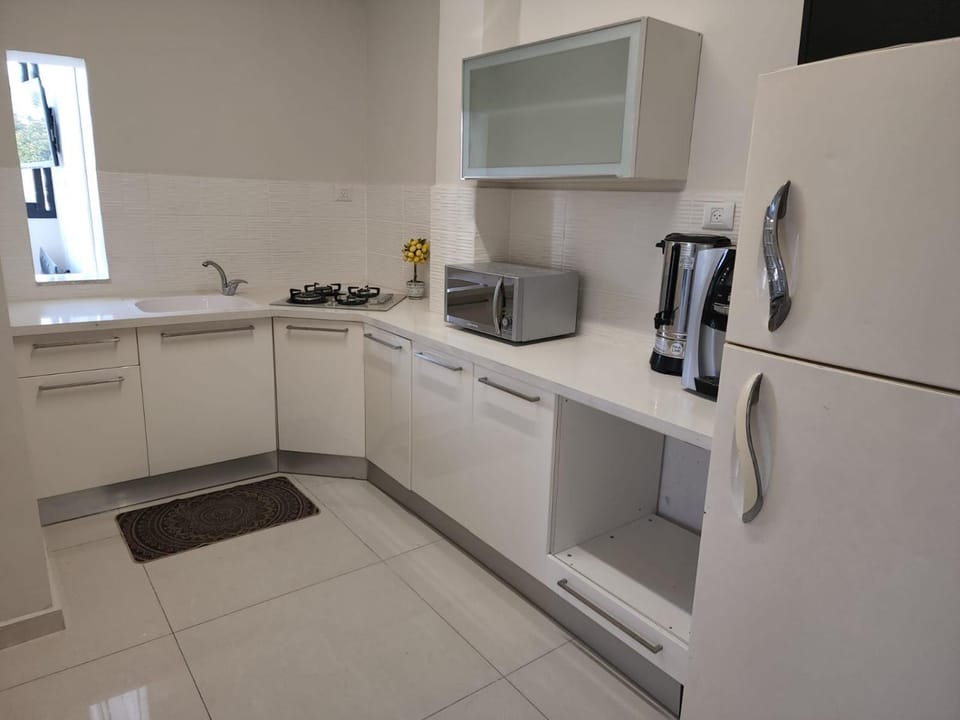 אחוזה בכנרת House in Tiberias
