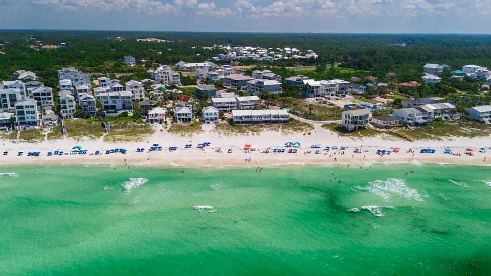 Shoreline Breeze l Steps to the Beach l Beautiful views from 2nd and 3rd balconies House in Inlet Beach