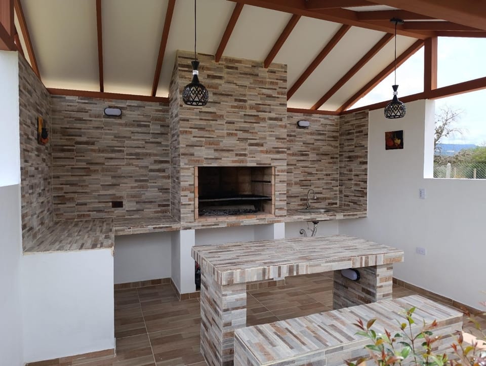 Day, BBQ facilities, Dining area