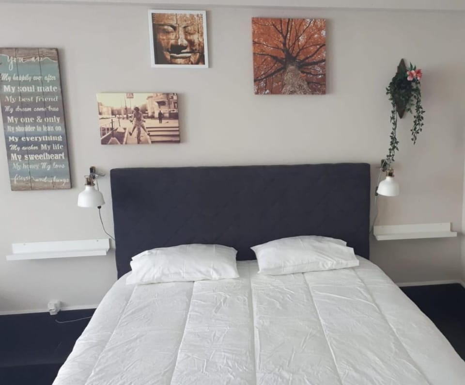 Budha GuestHouse Bed and Breakfast in Porto