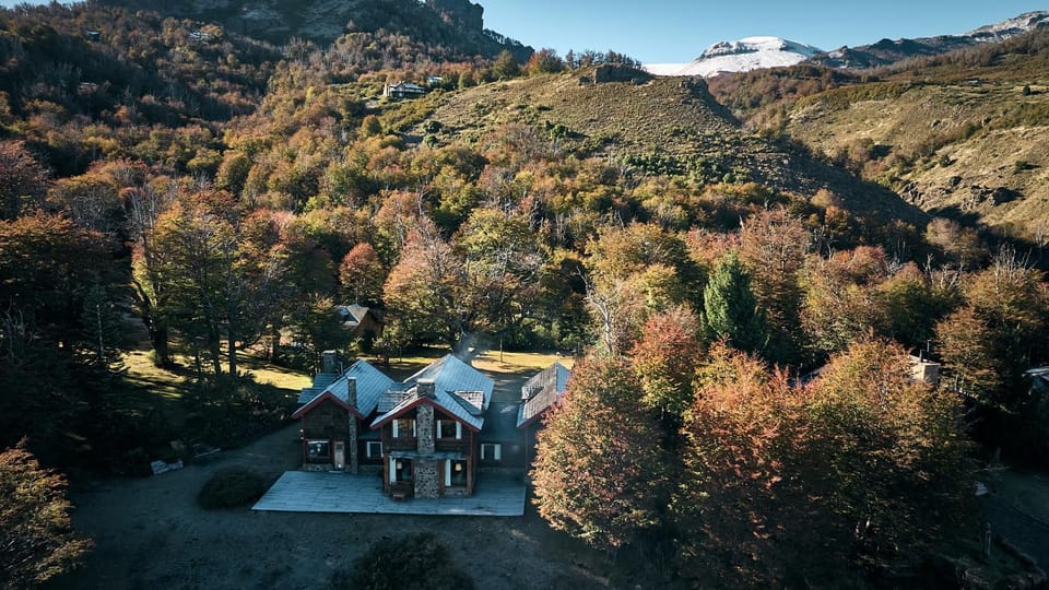 Property building, Day, Bird's eye view, Mountain view