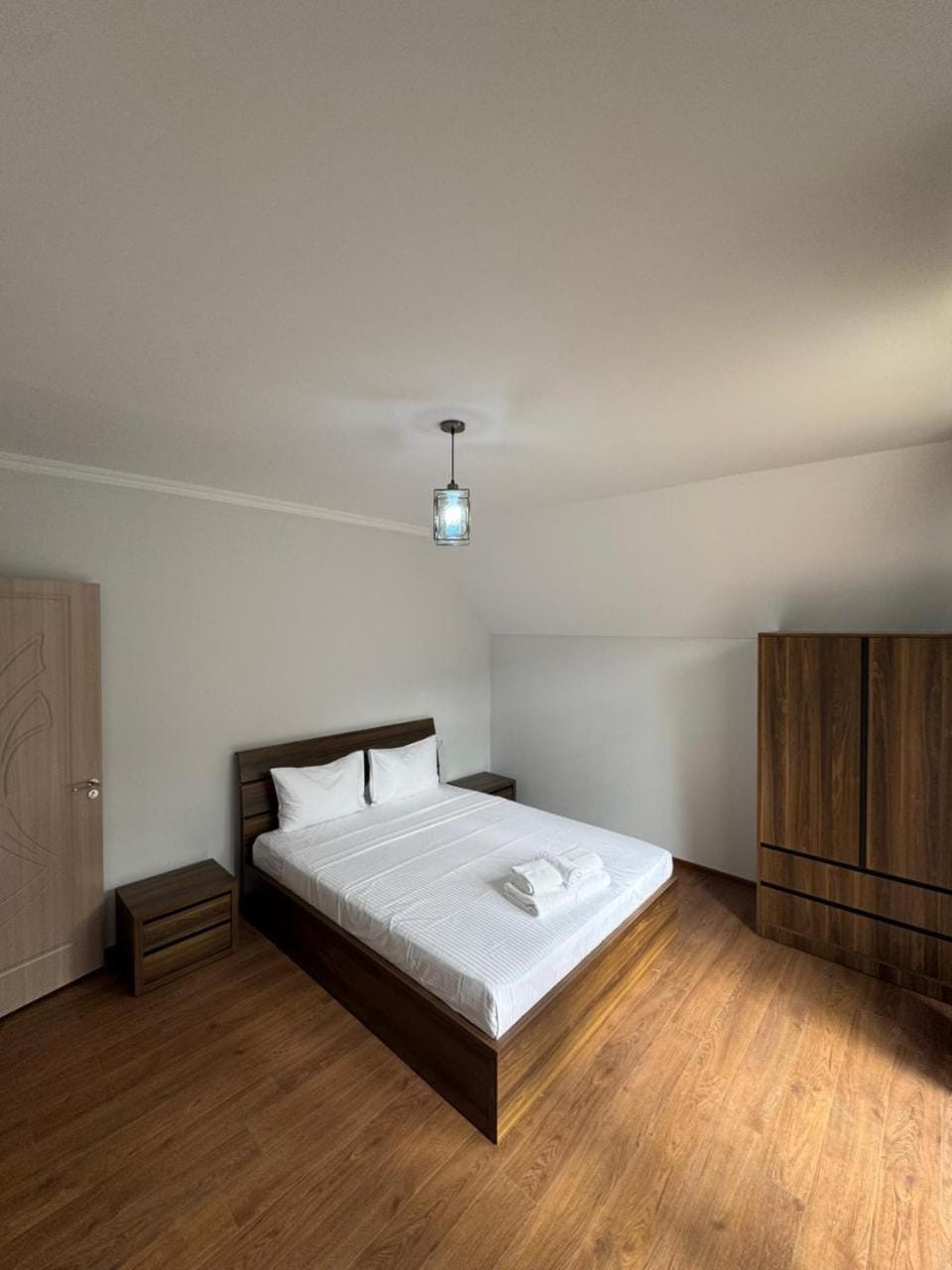 Bed, Photo of the whole room, Bedroom, wardrobe
