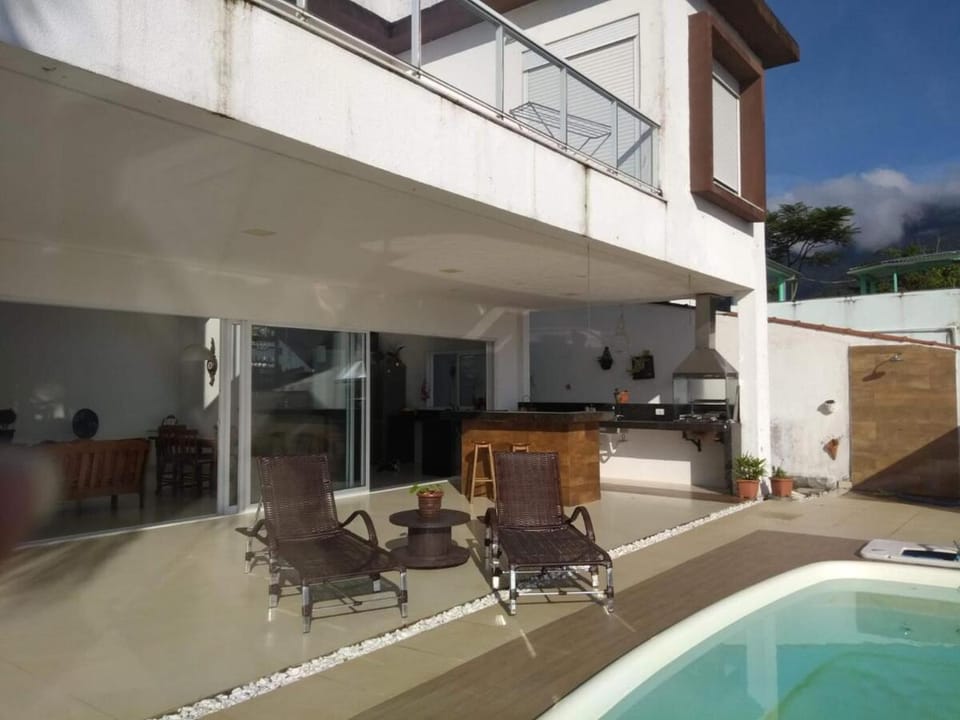 Casa de Alto Padrão Piscina e Linda Vista para o Mar House in Caraguatatuba