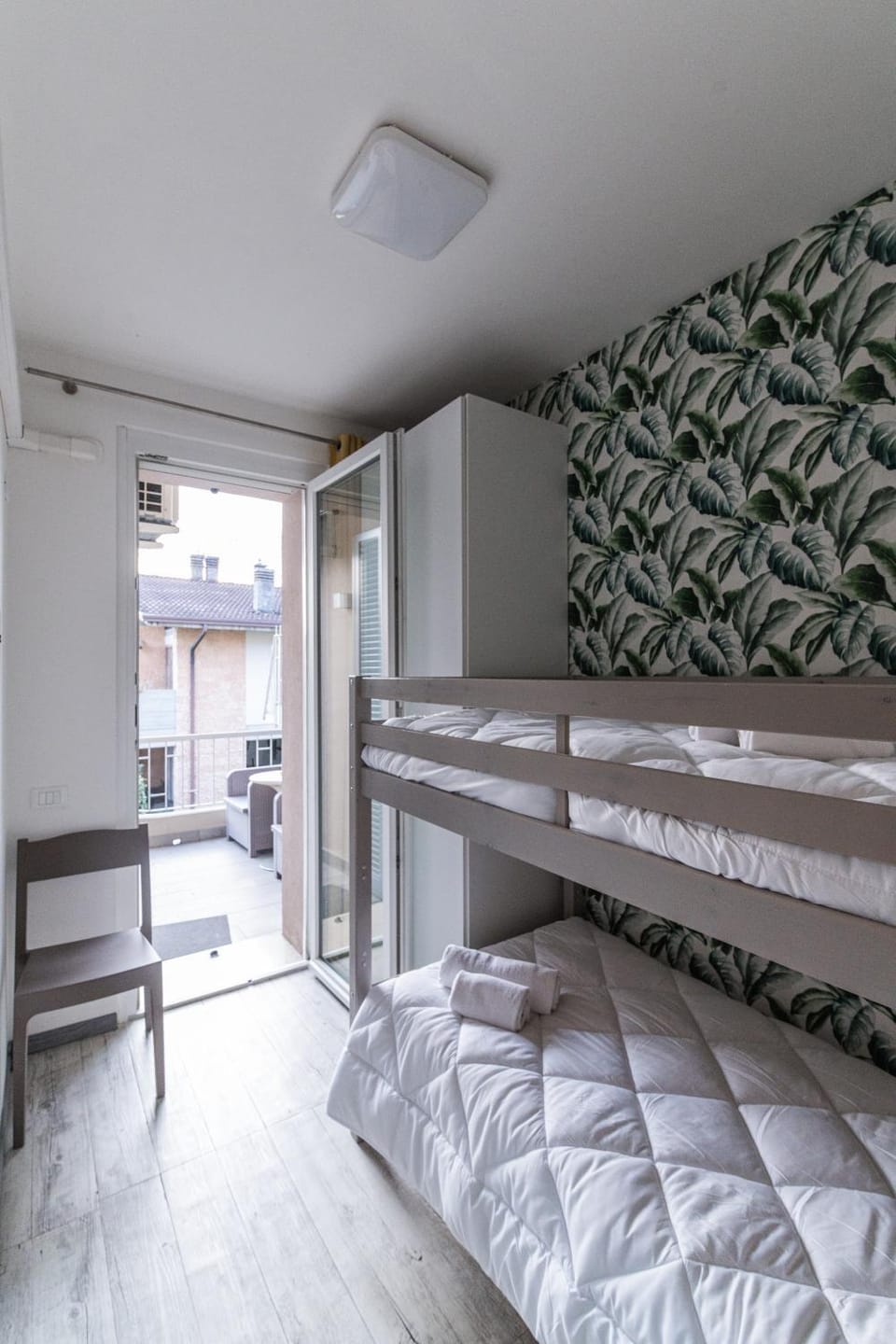 Maxi House Apartment in Desenzano del Garda