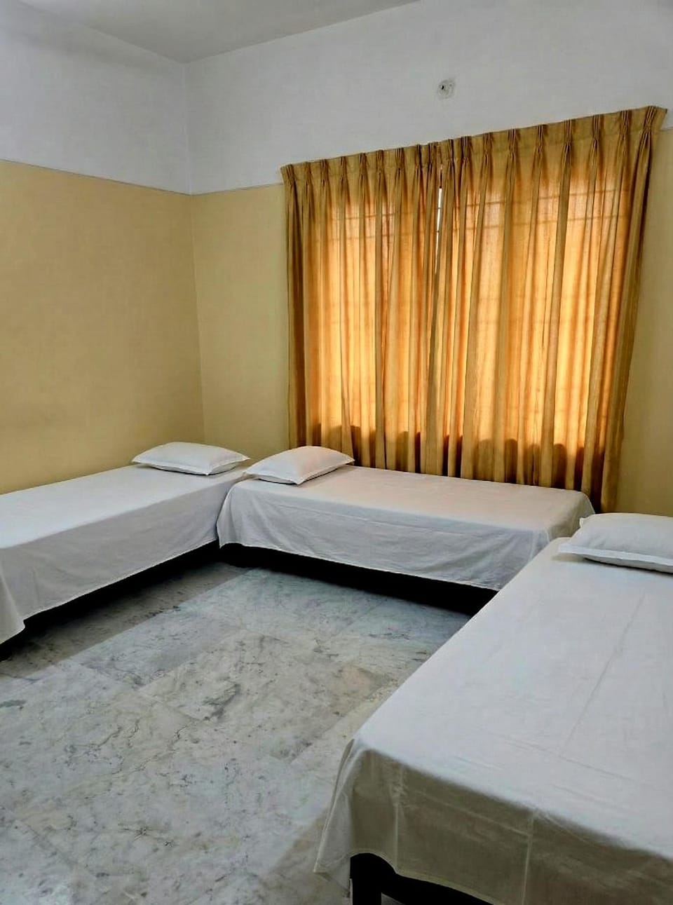 LUXUS INN JA Star Hotel in Thiruvananthapuram