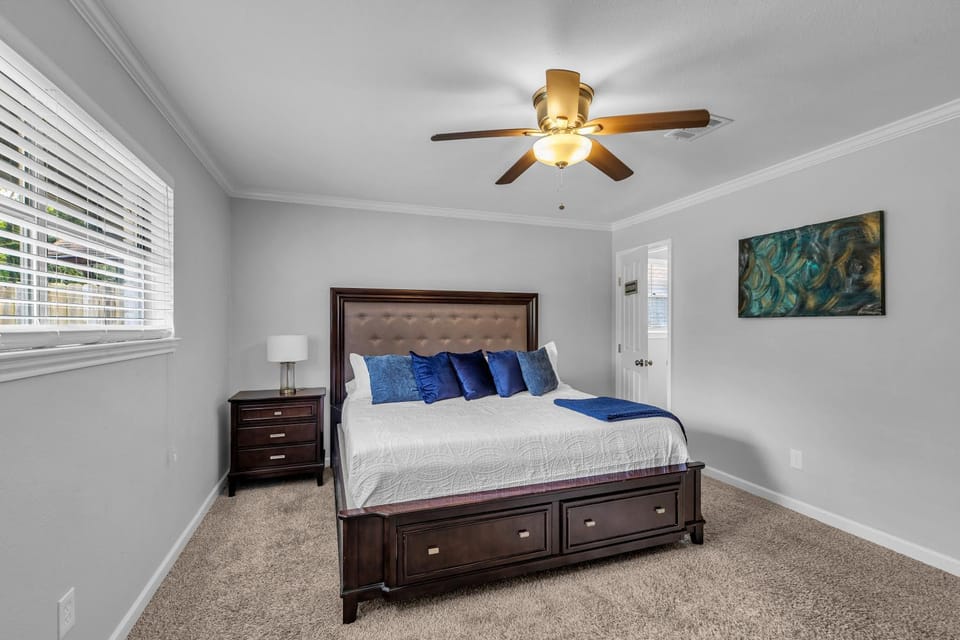 Sugarland 4 bed House in Sugar Land