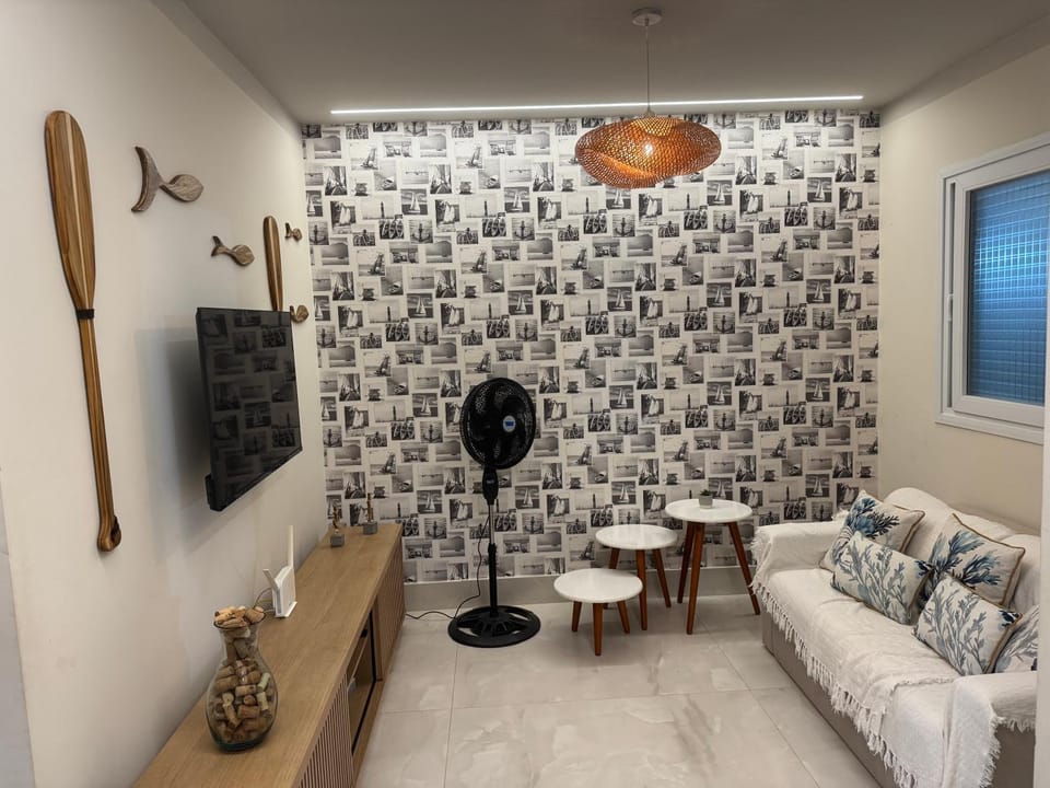 TV and multimedia, Living room, Seating area, internet