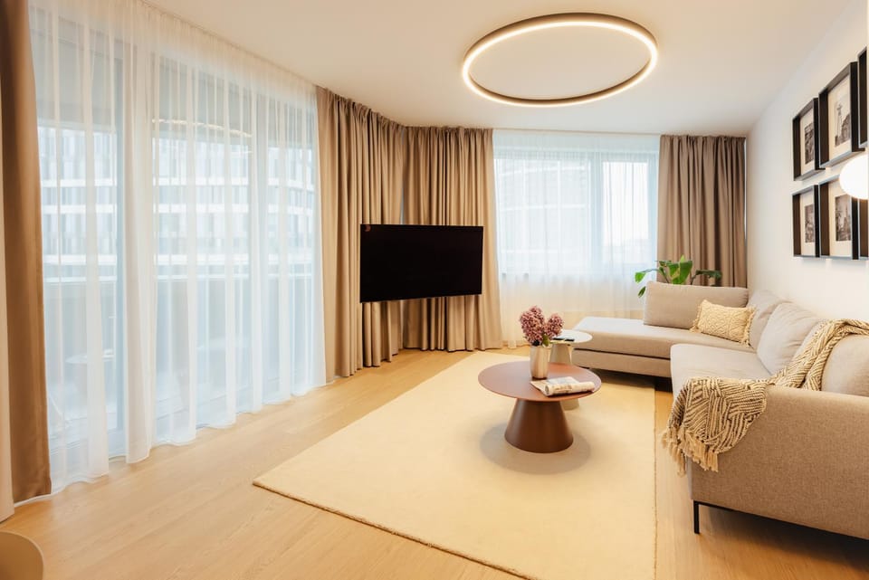TV and multimedia, Living room, Photo of the whole room, Seating area