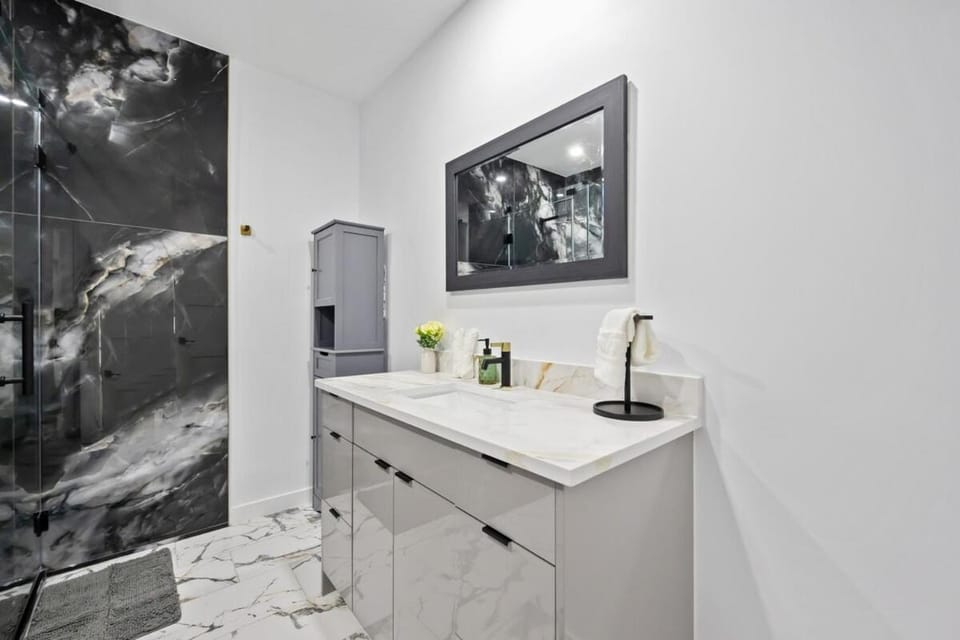 Cityscapes Studio Suite #A East Downtown Apartment in Harris County